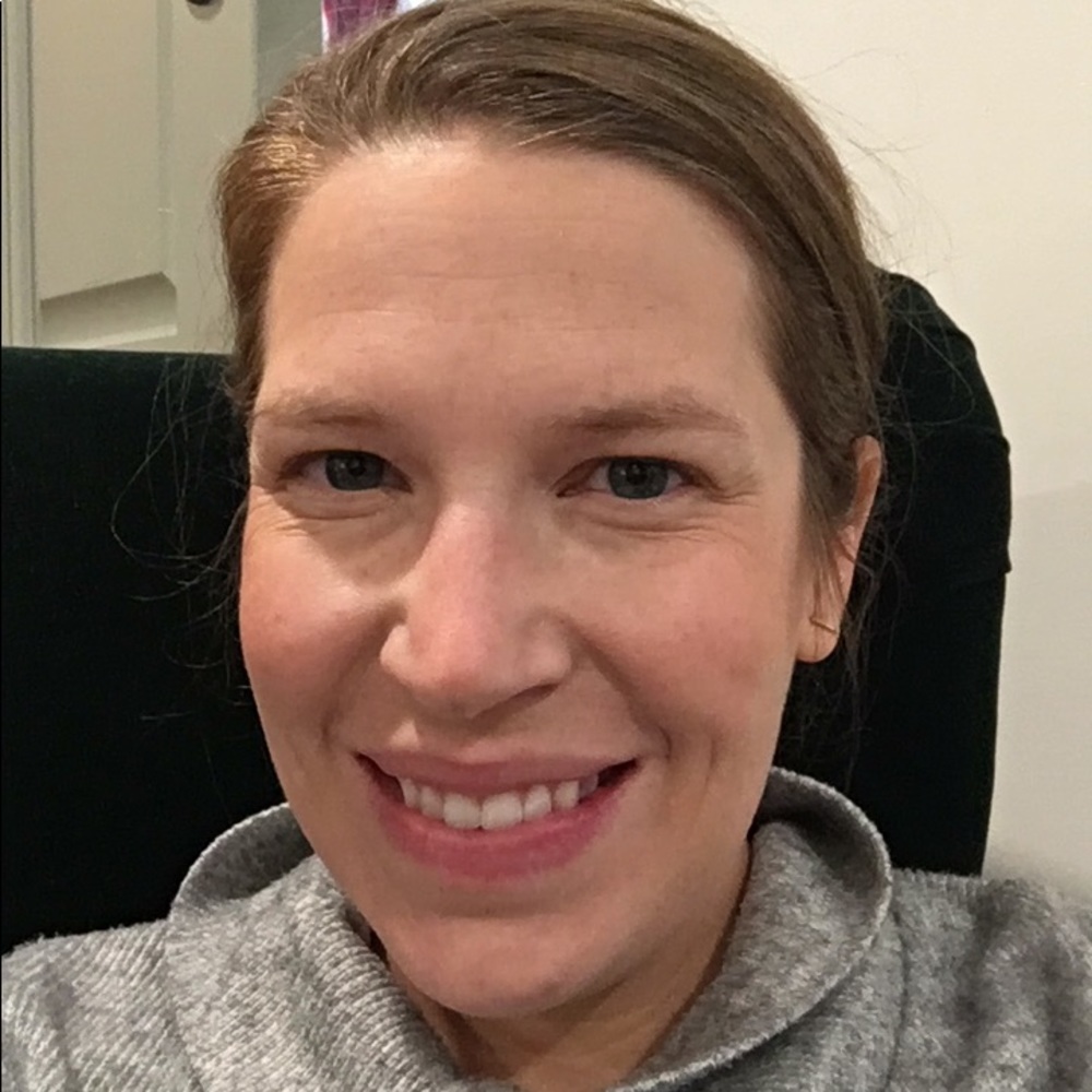 Meet your Posher, Emily